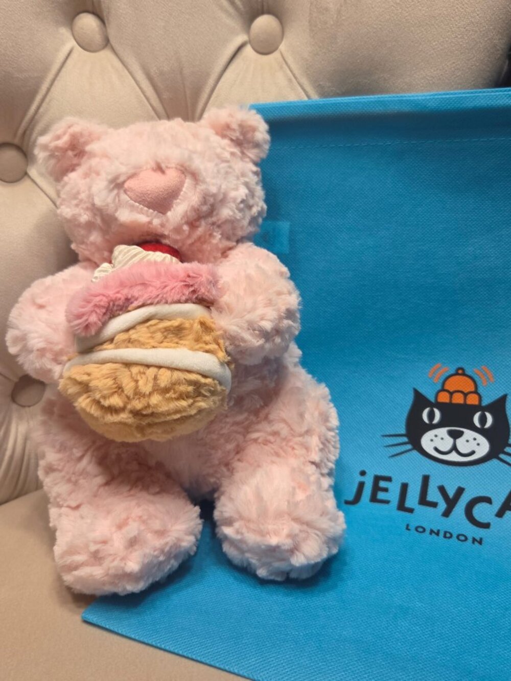 Jellycat Amuseable Fluffy Leola Bear Strawberry Cake 9 Inch Plush Toy Gift